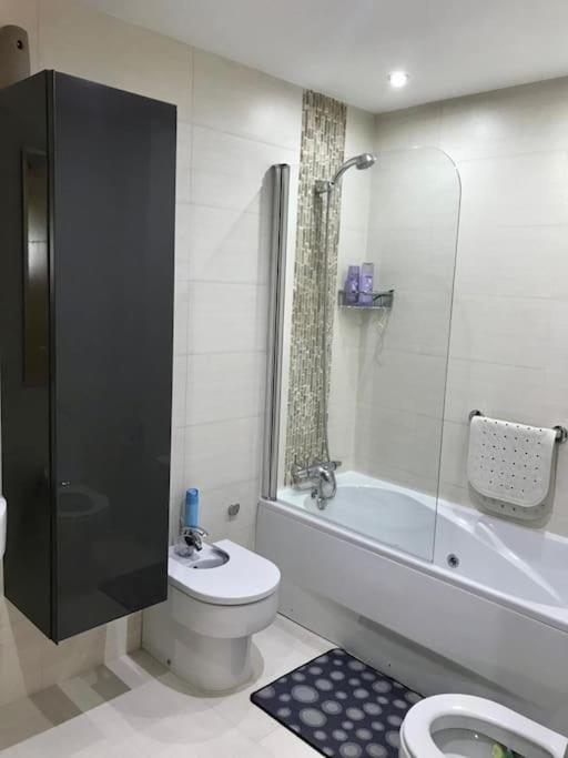 Acogedor Piso Centrico Appartement Lugo Buitenkant foto