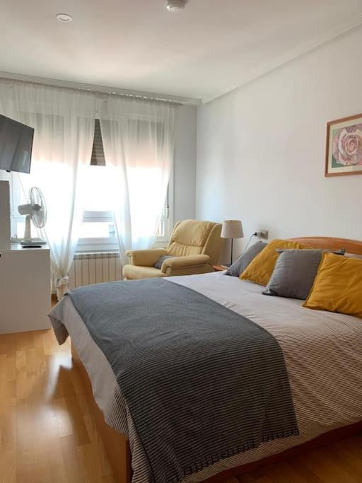Acogedor Piso Centrico Appartement Lugo Buitenkant foto